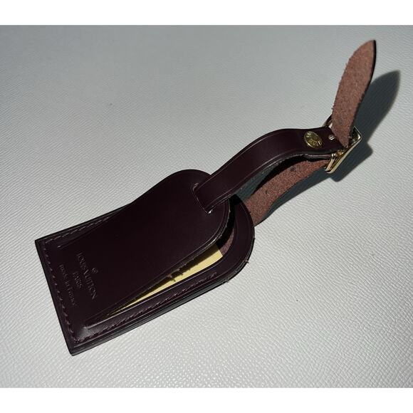 RARE Louis Vuitton Name Tag Plum Leather Bordeaux France Goldtone LN - Picture 11 of 16